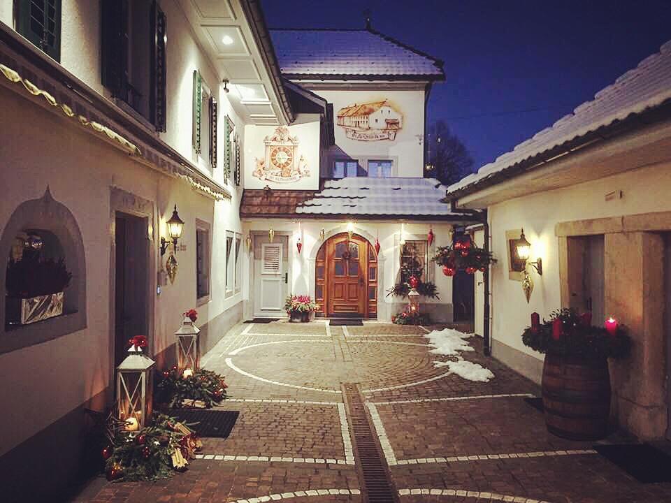 Hotel Kreuz Holderbank Exterior foto
